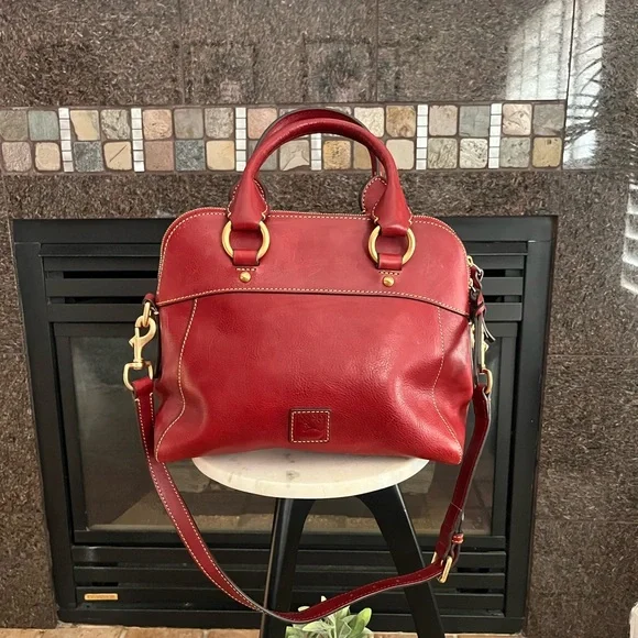 Dooney & Bourke Cherry Red Shoulder Bag - Picture 3 of 8